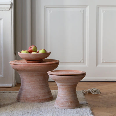 Celeste, rosa terracotta - bord, piedestal og krukke i ét